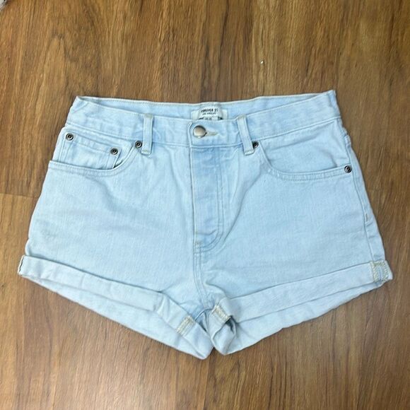 Forever 21 Shorts Womens 26 Blue Mom High Rise Pockets Cuffed Light Wash Denim - Picture 1 of 5